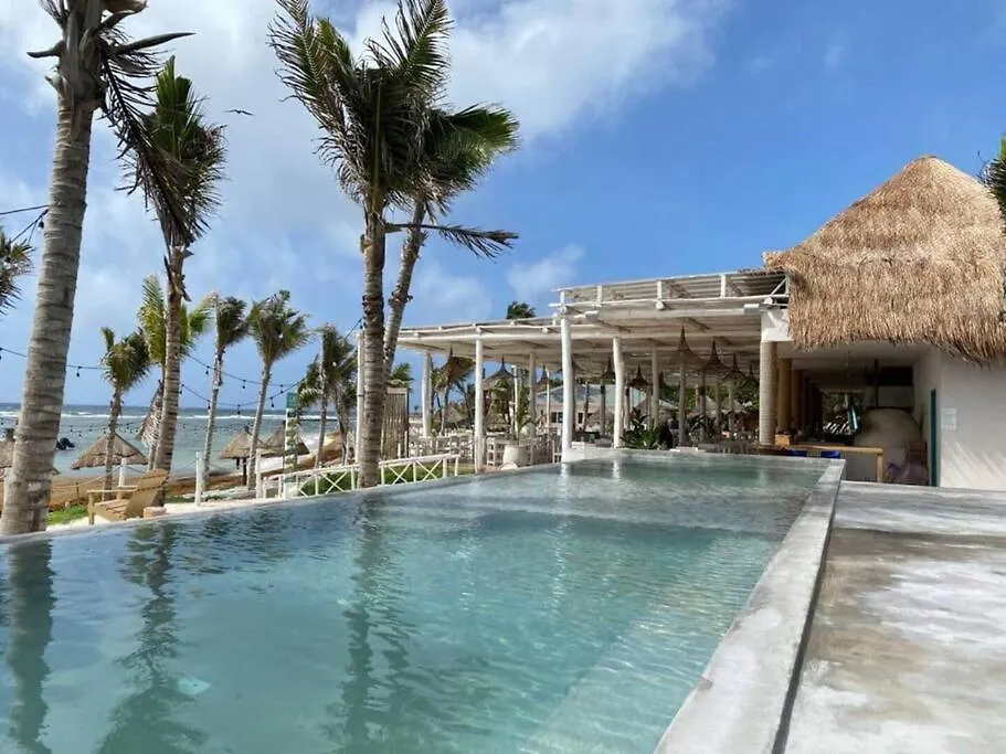 Apartment Habitacion 1 Cama King, Tulum Country Home, Con Muelle De Pesca, Club De Playa, Alberca, Cenote Y Campo De Golf, Contrata Day Pass Bahia Principe Akumal