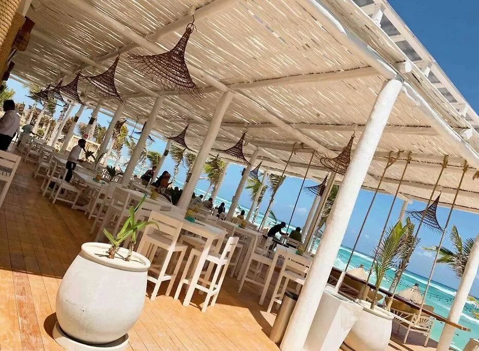 アパート Habitacion 1 Cama King, Tulum Country Home, Con Muelle De Pesca, Club De Playa, Alberca, Cenote Y Campo De Golf, Contrata Day Pass Bahia Principe アクマル メキシコ